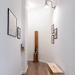 Apartment Couple-in Magical With Jacuzzi *