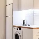 Couple-in Magical With Jacuzzi Apartment *