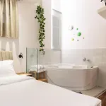 Couple-in Magical With Jacuzzi *