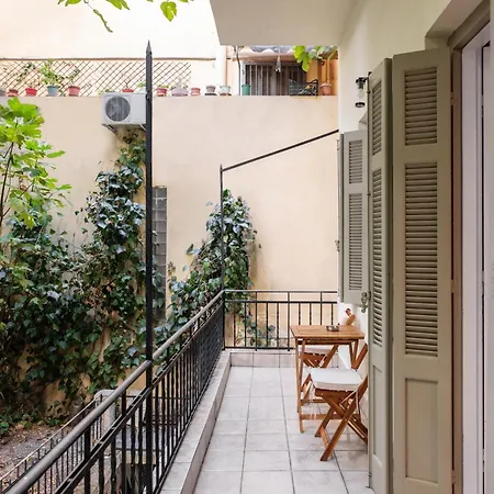 Couple-in Magical With Jacuzzi Appartement Thessalonique