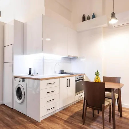 Couple-in Magical With Jacuzzi