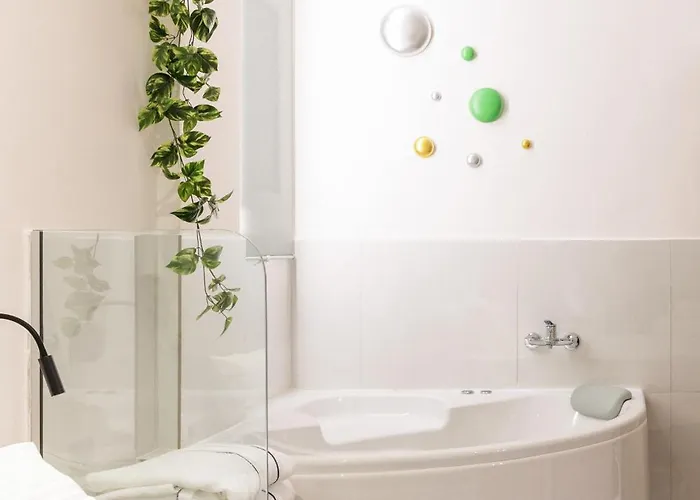 Appartement Couple-in Magical With Jacuzzi Thessaloniki