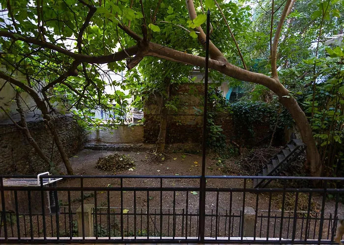 Couple-in Magical With Jacuzzi Daire